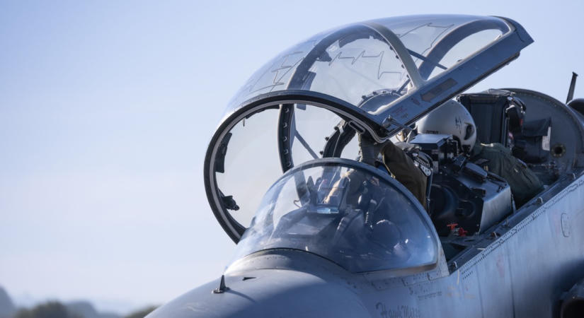 Gripen baleset, megszólalt egy szakértő: "Nem találgatni kell, és nem bűnbakot keresni"