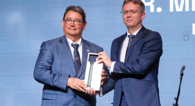 Merkely Béla fia, Merkely Gergő meglepődött, hogy a minisztérium vizsgálódik: Háromszor kaptak állami pénzt, veszélybe került a KinaviX 599 milliója