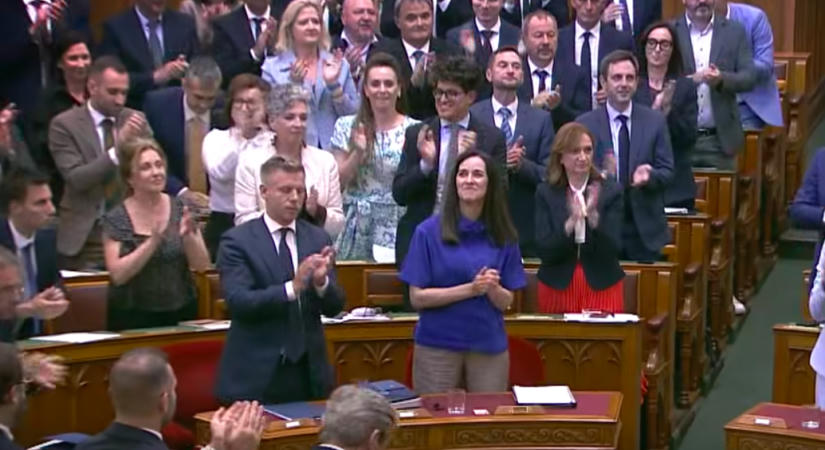 Megvan a befutó az elnöki székért? És tényleg szavazhatnak a 16 évesek? A válaszok ma este a Heti Naplóban