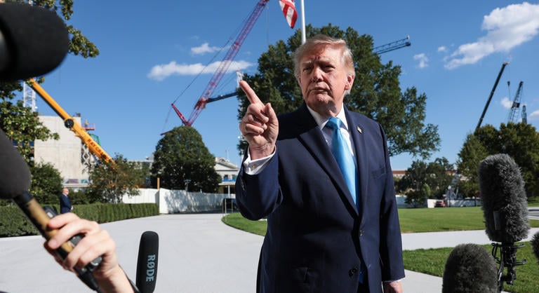 Transzellenes kijelentései miatt támadják Donald Trumpot