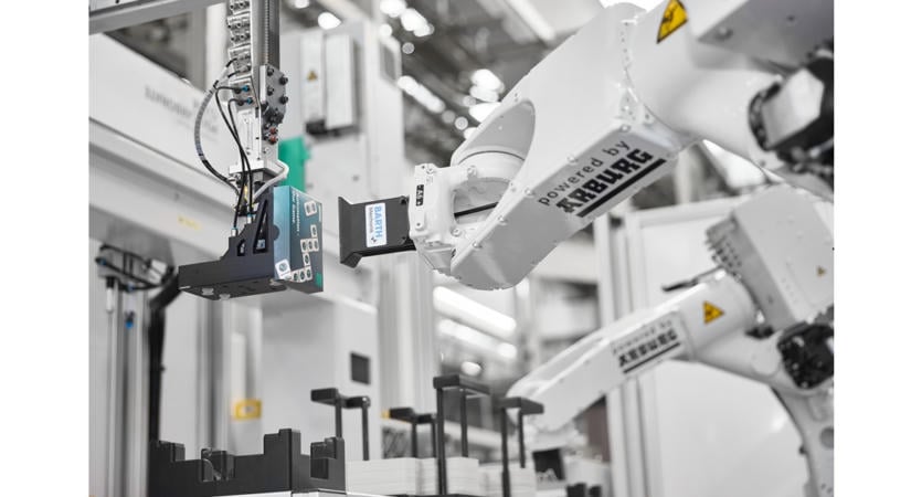 ARBURG: önálló robotrendszerek debütálnak a Fakuma 2026-on