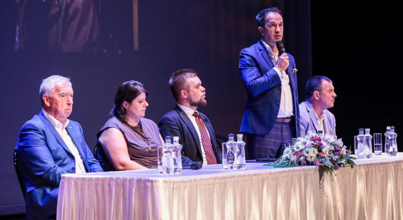 Újra megtelik élettel a színpad, kezdődik a Győri Nemzeti Színház jubileumi évada - fotók