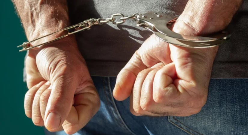 Meghalt Sümeg réme: bestiális kegyetlenséggel végzett saját kisfiával F. Elemér