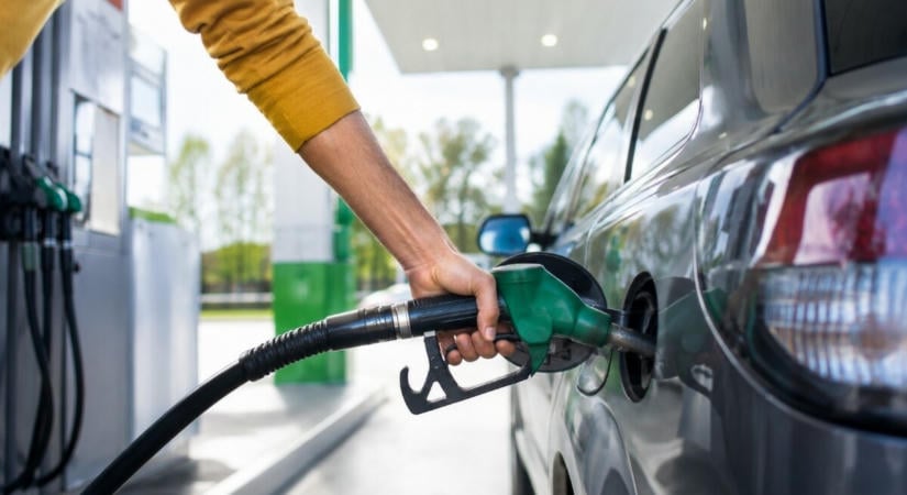 Dízeltámogatás: automatikusan érkezik a 20 ezer forint, itt vannak a részletek