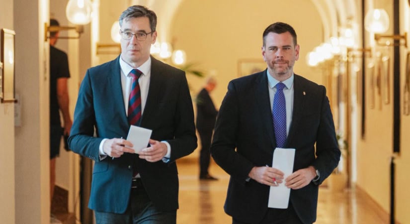 „Kevés pénzért sokat veszített” – hogyan tudnak visszavágni Karácsonynak a polgármesterek a parkolás einstandolásáért?