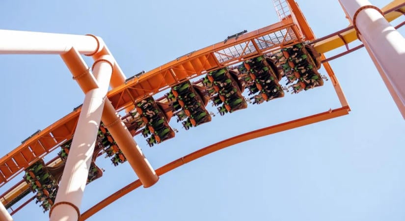 Halálos baleset történt egy georgiai vidámpark hullámvasútján