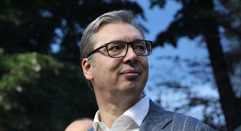 Vučić: Lemondok az elnöki tisztségről a választások kiírása után
