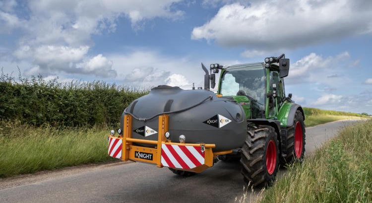 Knight KFT Applicator – új fronttartály célzott tápanyag-kijuttatáshoz