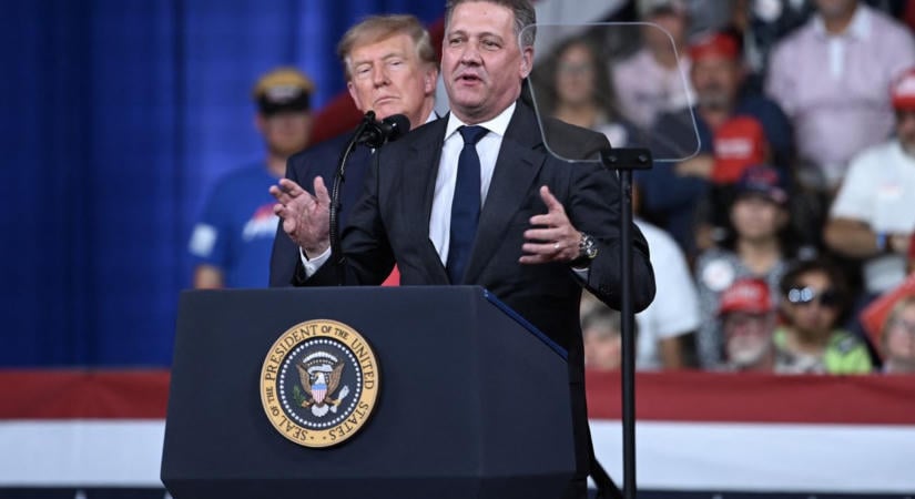 „Átlépte a vörös vonalat” – össztűz zúdult a Trumpnak kampányoló Audi-vezérre