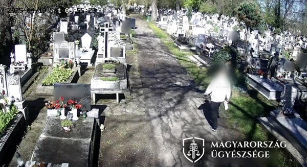 Idős nőket fosztott ki egy férfi az egyik egri temetőben