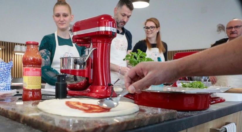 Török teázás, nápolyi pizza és tökjó kalandok: mutatjuk a Vasvár Népfőiskola őszi programjait