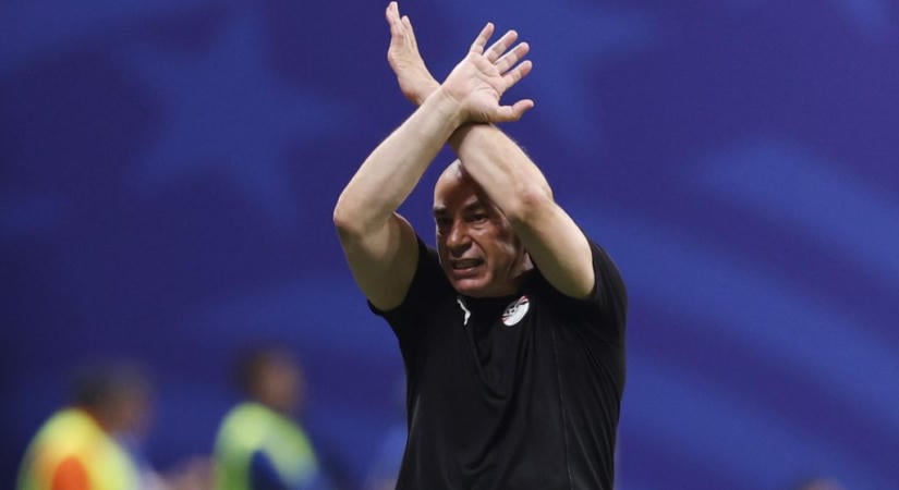 Lesújtott a FIFA a Messiék elleni vb-kiesés után csalást kiáltó szövetségi kapitányt