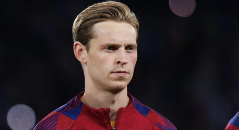 Hivatalos ajánlatot kapott Frenkie de Jongért az FC Barcelona