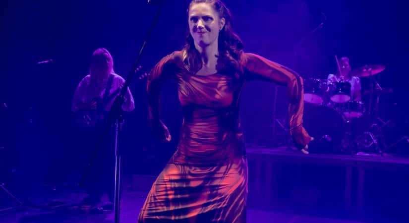 SÚGÁS ÉS KIÁLTÁS KÖZÖTT – MERRE TART KISVÁRDA? Gondolatok a kisvárdai fesztiválról