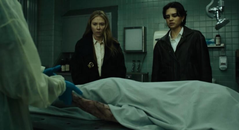 Mike Flanagan új Ördögűző-filmje inkább egy sorozatgyilkosos thriller, amiben Scarlett Johansson nyomoz – trailer