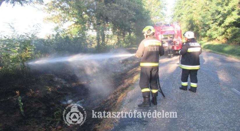 Nem csak a balesetek miatt vonultak a tűzoltók – több helyen is felcsaptak a lángok Zalában