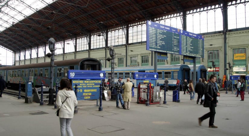 Felújítja MÁV az egyik fő vasútvonalat, de nemhogy csökkent, még nőtt is a menetidő
