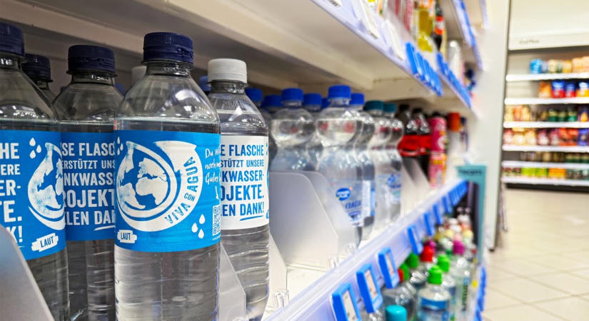 Ivóvízprojektek mellé állt a Rossmann