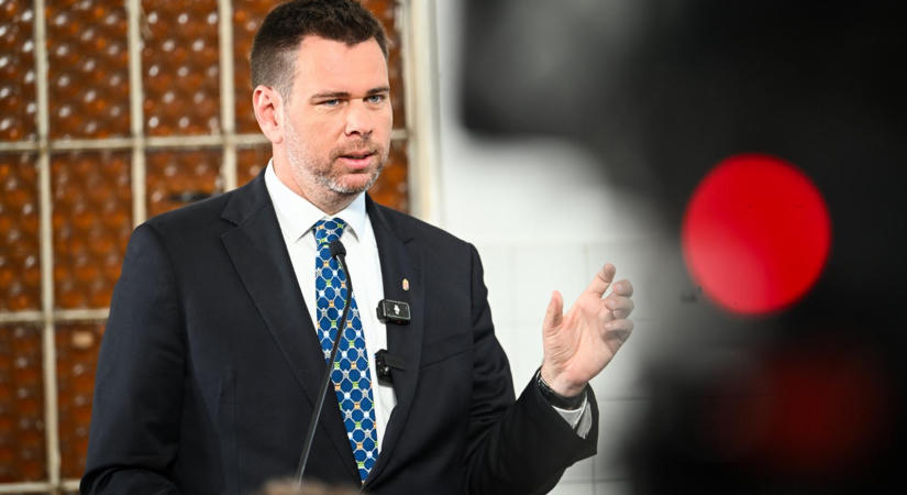 Vitézy Dávid: Elég az ész nélküli favágásból! – Teljes körű felülvizsgálat indult a MÁV-nál