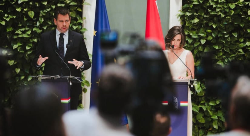 Vitézy Dávid: „Itt van Lázár János saját kezű aláírása a dokumentumon”