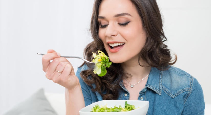 Ez a két vitamin védi igazán a szívedet: ezekben az ételekben van a legtöbb belőlük