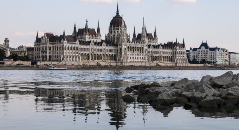 Tisza-kormány: vizsgálat indulhat politikusok ellen