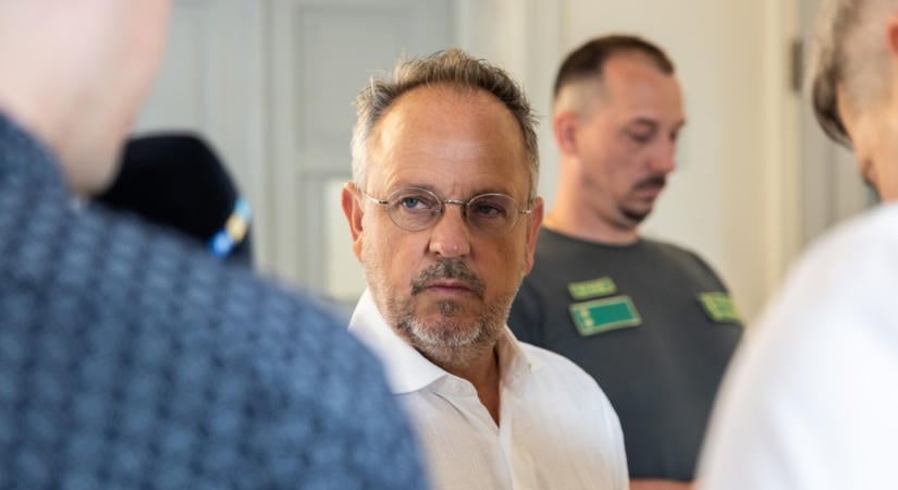 "Nem félek!" - A szegedi Csillag börtönből üzent Bús Balázs: meghökkentő sorok a rácsok mögül