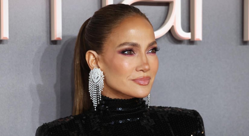 Jennifer Lopez megjelent Milánóban. és minden szempár rá szegeződött – így fest most a válása után (galéria)
