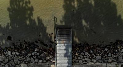 Megvédhető lenne a Balaton a beépítésektől, mégis egyre fogynak a természetes partszakaszok