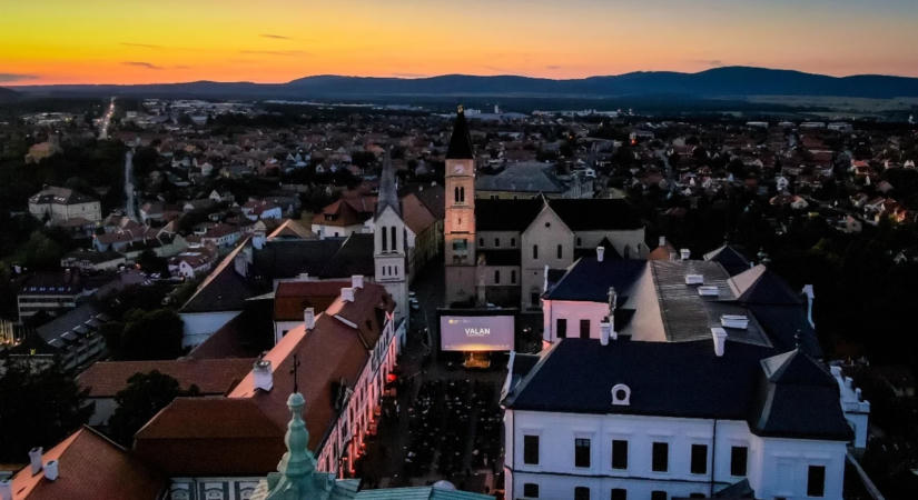 Csütörtökön indul a megújult Veszprém-Balaton Filmpiknik