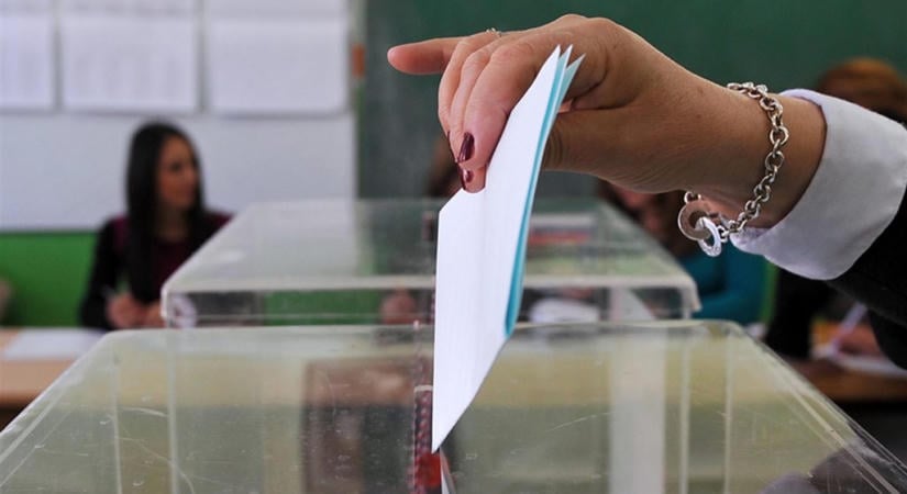 Félmillió olyan választó van a névjegyzékben, akinek nincs állandó lakcíme