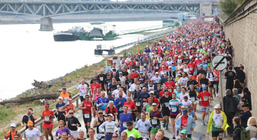 Fotókon a 41. SPAR Budapest Maraton: Vásárhelyi Máté Dávid és Catherine Wimmer győzött a történelmi csúcsot hozó versenyen – Fotók