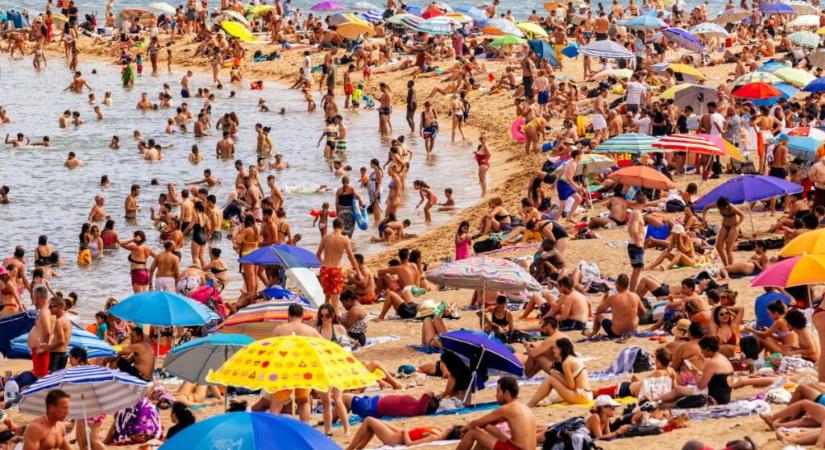 Dühös helyiek és pusztuló ökoszisztémák – Küzdelem a tömegturizmus ellen
