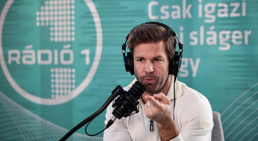 „Ez a szervilitás mélyrepülése” – Sebestyén Balázsék beolvastak a HírTV kirúgott műsorvezetőjének
