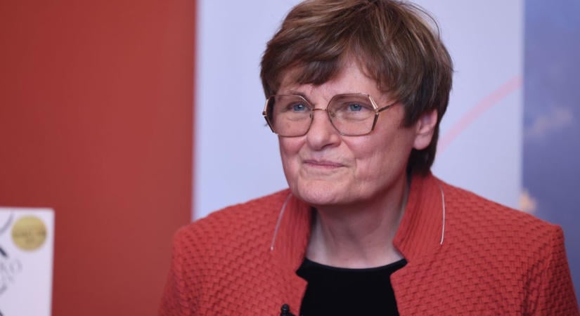 Egy biofizikus és két matematikus kapta idén a Karikó Katalin által alapított JATE-díjat