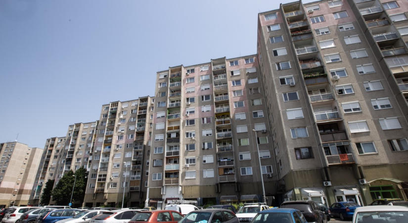 Hiába az ingatlanpiaci pangás, továbbra is megéri panelt eladni vagy kiadni
