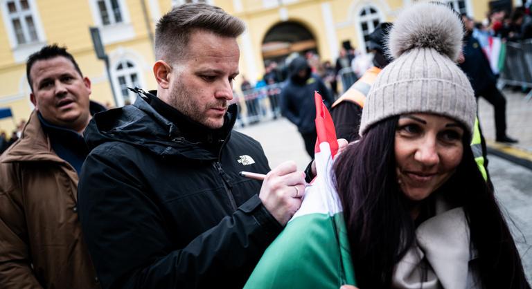 Bohár Dániel „abszolút orbánistának” nevezte magát, egy dologban azonban hibát követett el