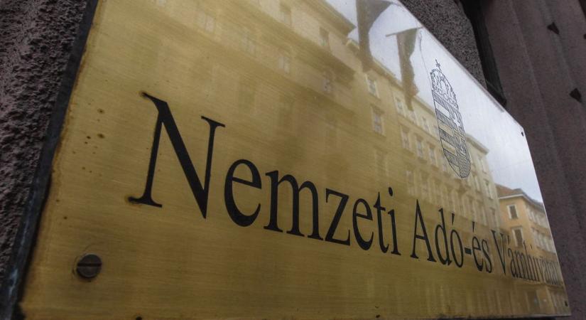 Ezeket az adószámokat törölhetik még a nyáron, több tízezren érintettek