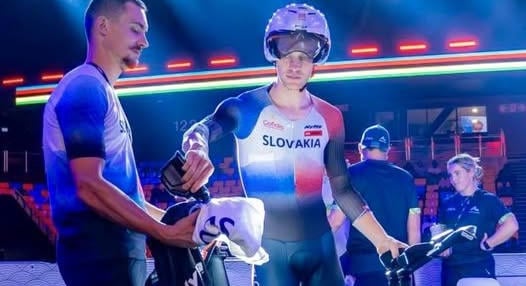 Nem maradt versenyzője, így a masszőrt nevezte a vb-re Szlovákia