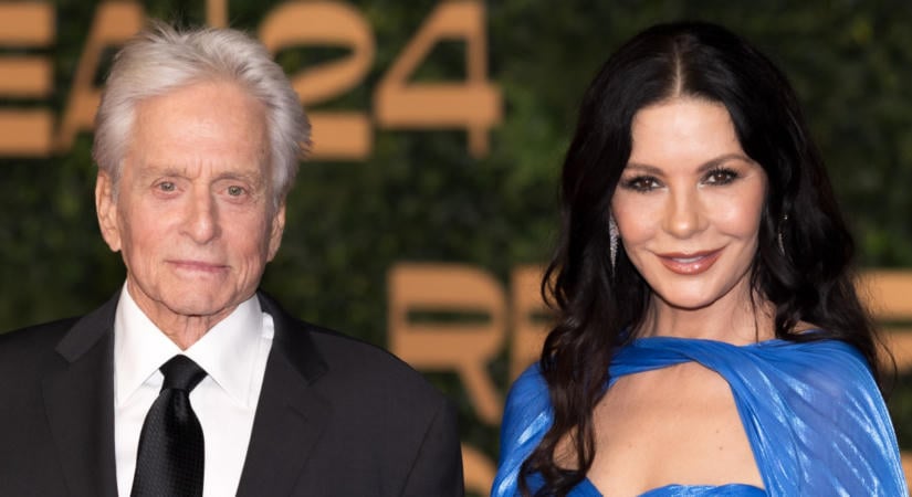 Michael Douglas „5 gyors telefonhívást” intézett Catherine Zeta-Jones kedvéért, hogy szakítson a többi nőjével