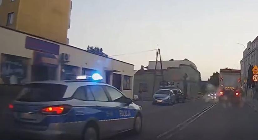 Videón a brutális ámokfutás: teherautóval akarta lerázni az egyenruhásokat