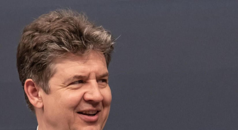 Szakértő Paksról: a fenékküszöb hosszú távon is jó megoldás
