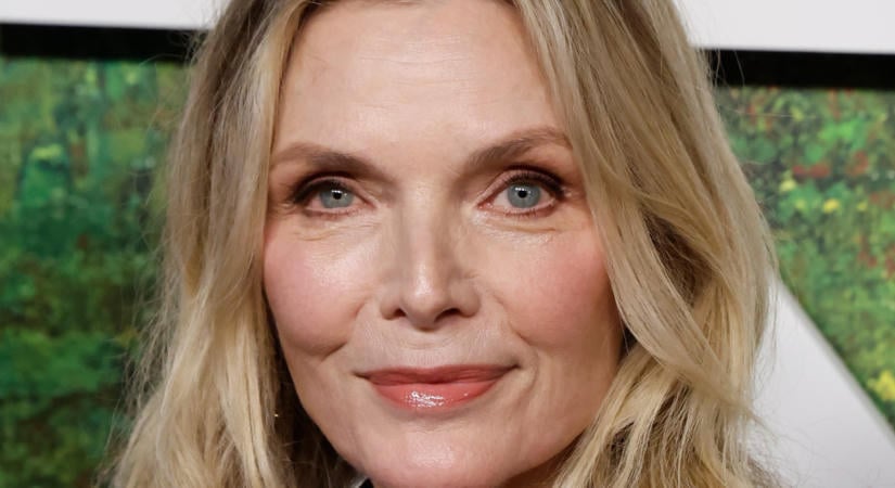 68 évesen smink nélkül mutatta meg magát Michelle Pfeiffer