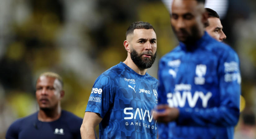 Karim Benzema hazatérne, ám a szaúdiak miatt ezt nem teheti!