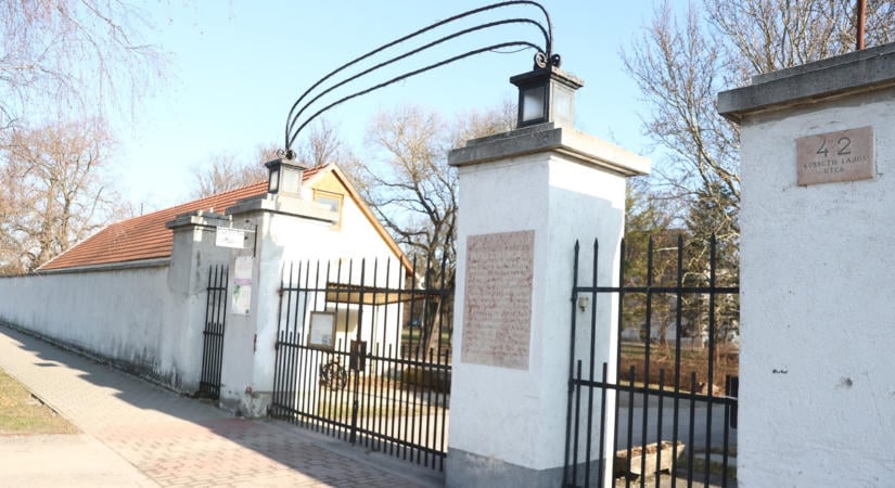 Egymilliárd forintos Jóvátételi Alapot hoz létre a kormány a bántalmazott gyerekekért