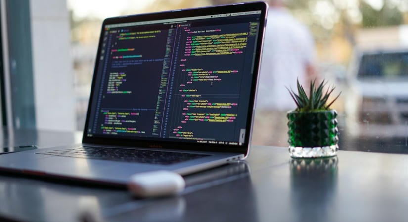 Hacker-támadás érte az OpenCode-ot, több ezer fejlesztő AI-számláját terhelték meg