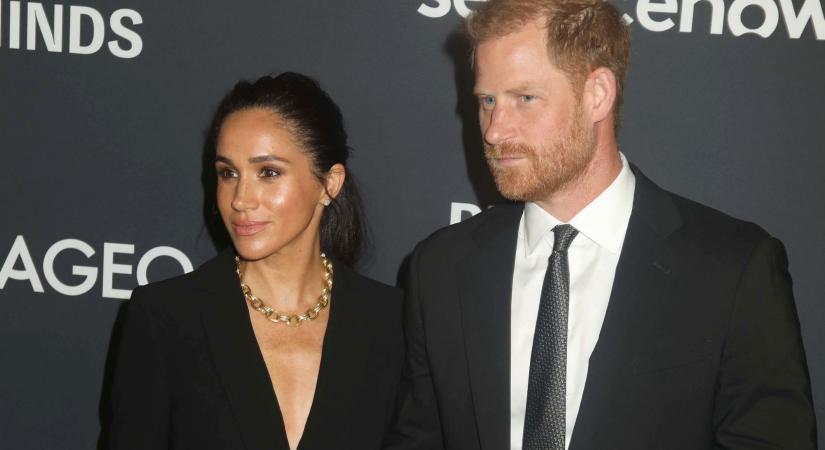 Nagy a baj? Harry herceg mégis egyedül utazik Londonba, Meghan Markle és a gyermekei sem tartanak vele
