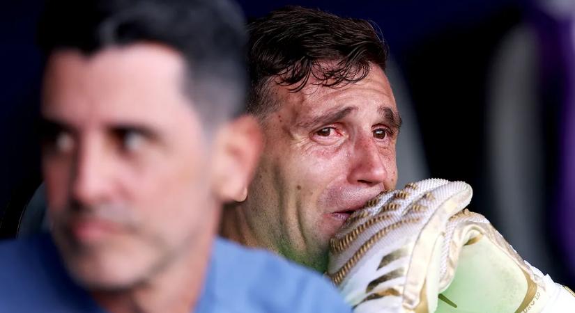 Emiliano Martínez fontolgatja, hogy visszavonul az argentin válogatottól