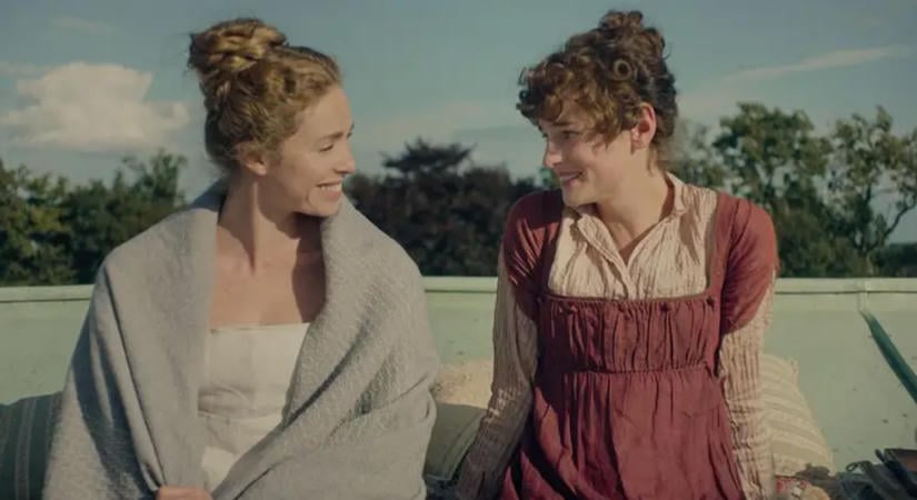 Itt az új Mr. Darcy és Elizabeth Bennet – megérkeztek az első képek a Netflix Büszkeség és balítéletéből
