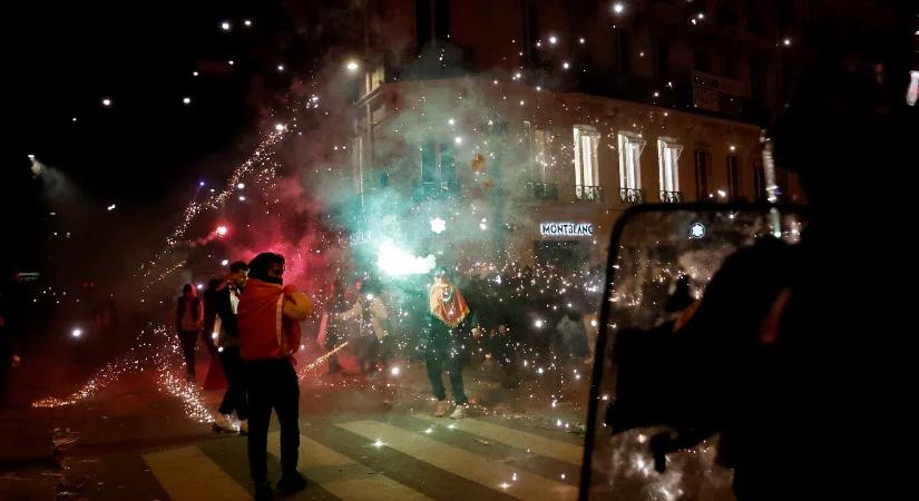 Három rendőr megsérült Marokkó vb-kiesése utáni zavargásokban Düsseldorfban